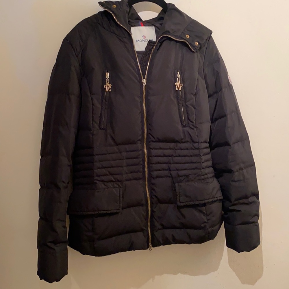 Authentic Moncler black puffer coat size 1